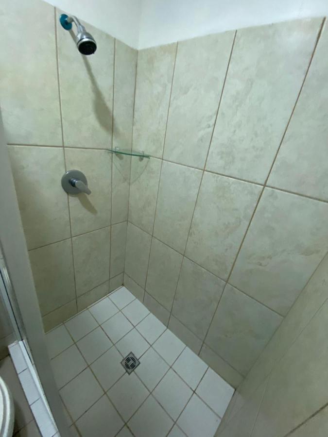 Micro Hotel Rio De Piedras サン・ペドロ・スーラ エクステリア 写真