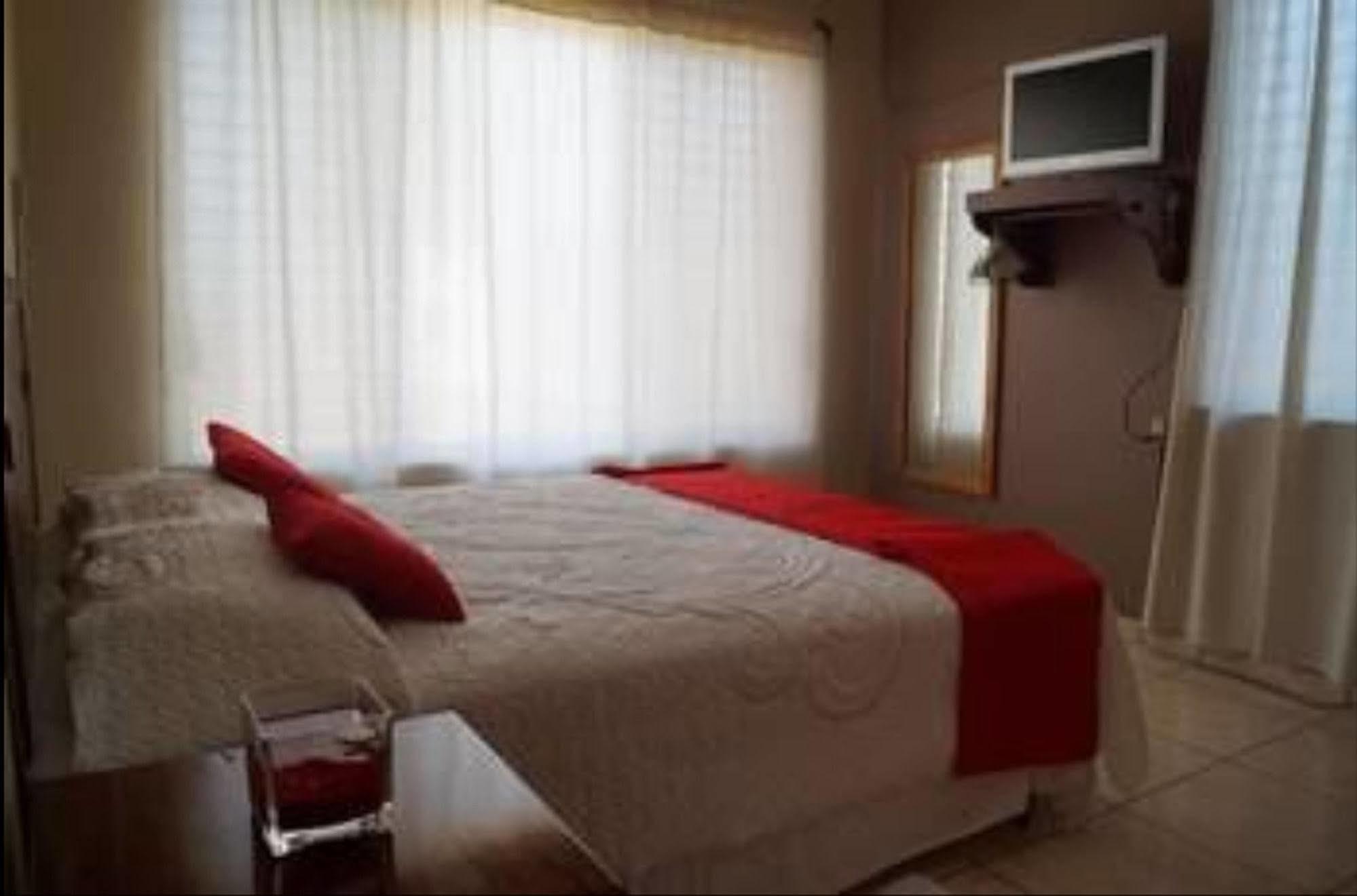 Micro Hotel Rio De Piedras サン・ペドロ・スーラ エクステリア 写真