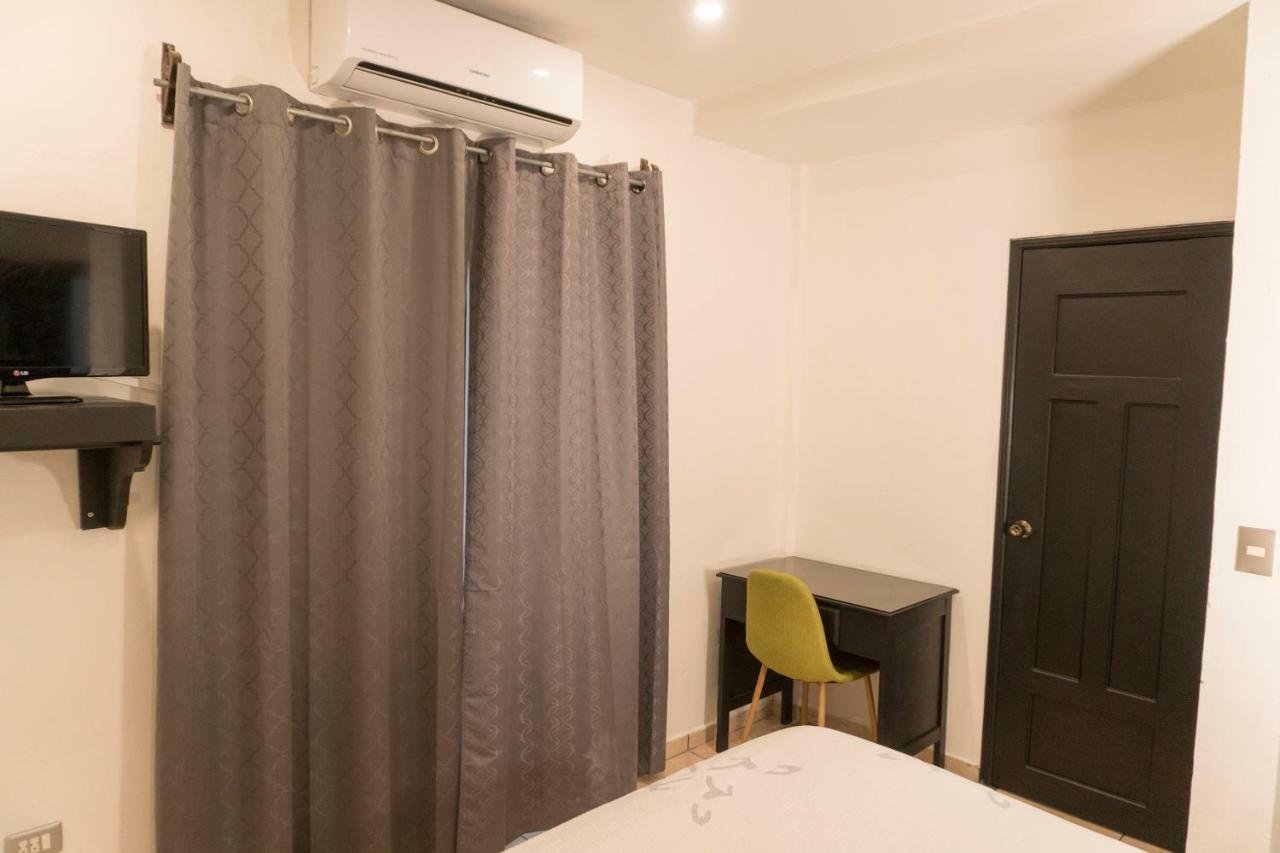 Micro Hotel Rio De Piedras サン・ペドロ・スーラ エクステリア 写真